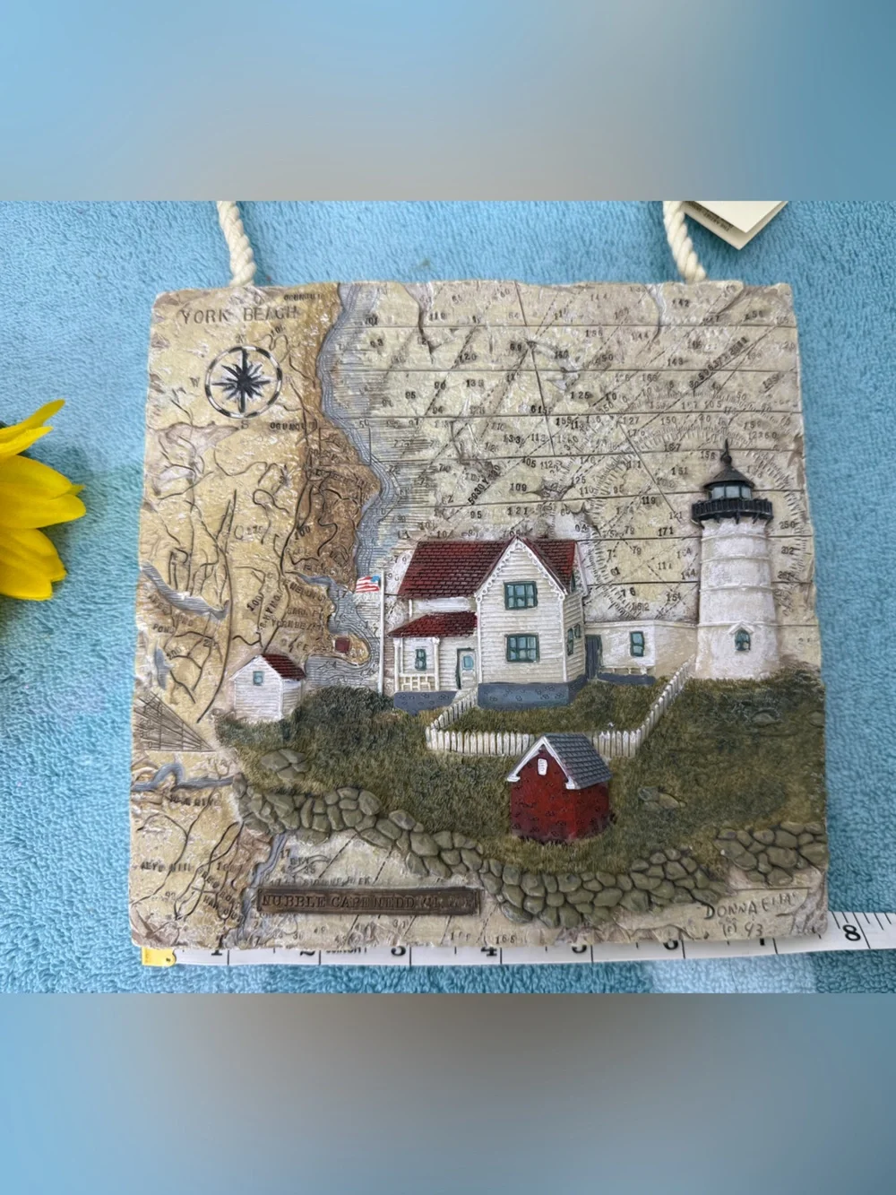Coastal Lighthouse Wall Plaque – Red, White & Green Home Wall Decor 3D